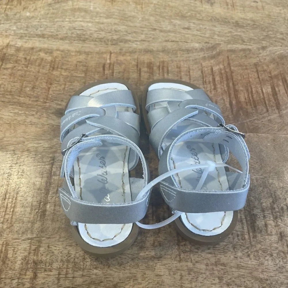 NWOB Boutique Original Salt Water Silver Leather Sandal Toddler 6 sun